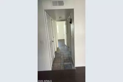 86 W Calle De Caballos --, Tempe, AZ 85284 - Photo 10