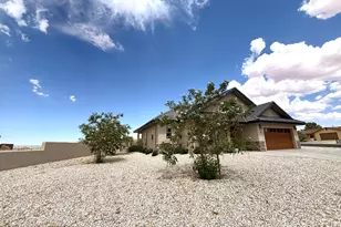 1757 Lone Rock Ct, Page, AZ 86040 - Photo 32