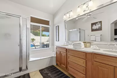 4442 E Graythorn Street, Phoenix, AZ 85044 - Photo 18