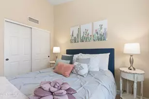 4442 E Graythorn St, Phoenix, AZ 85044 - Photo 20