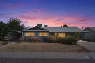 3311 W Paradise Dr, Phoenix, AZ 85029 - Photo 1