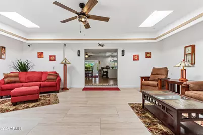 13812 N Whispering Lake Drive, Sun City, AZ 85351 - Photo 4
