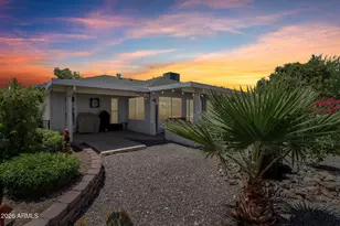 13812 N Whispering Lake Dr, Sun City, AZ 85351 - Photo 42
