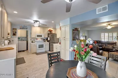 9521 W Oak Ridge Drive, Sun City, AZ 85351 - Photo 10