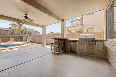 81 W Castle Rock Road, San Tan Valley, AZ 85143 - Photo 8