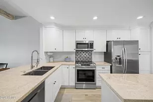 7972 E Cactus Wren Rd, Scottsdale, AZ 85250 - Photo 8