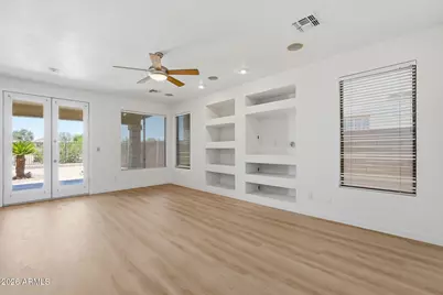 29810 N Little Leaf Drive, San Tan Valley, AZ 85143 - Photo 2