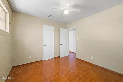 1823 E Sunland Avenue, Phoenix, AZ 85040 - Photo 14