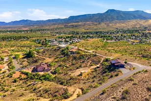 301 New Venture Rd, Clarkdale, AZ 86324 - Photo 2