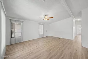 2233 E Behrend Dr, Phoenix, AZ 85024 - Photo 16