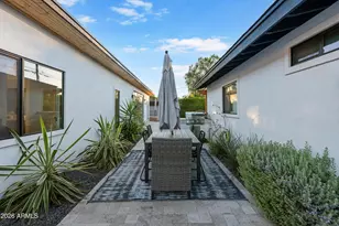 8614 E Highland Ave, Scottsdale, AZ 85251 - Photo 42