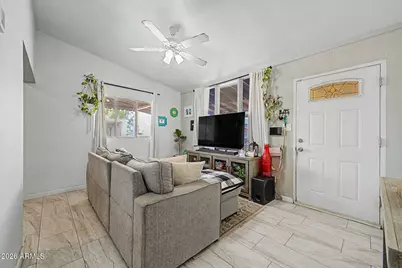 1817 N 38th Drive, Phoenix, AZ 85009 - Photo 10