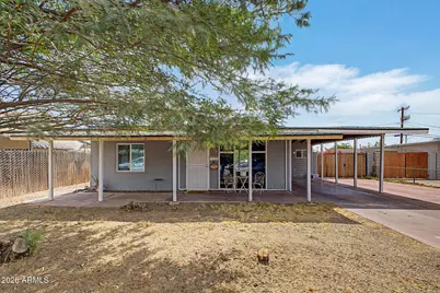 1817 N 38th Drive, Phoenix, AZ 85009 - Photo 2