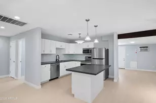 917 N 95th St, Mesa, AZ 85207 - Photo 8