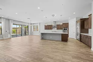 24437 N 94th Ave, Peoria, AZ 85383 - Photo 16