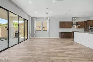 24437 N 94th Ave, Peoria, AZ 85383 - Photo 12