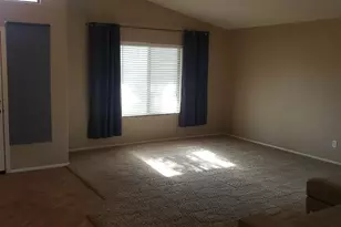 21622 N Dietz Dr, Maricopa, AZ 85138 - Photo 4