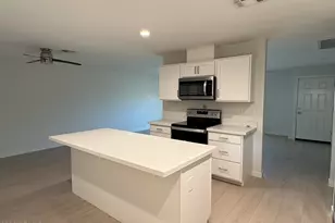 121 E Santa Cruz Dr, Tempe, AZ 85282 - Photo 4