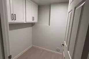 121 E Santa Cruz Dr, Tempe, AZ 85282 - Photo 16