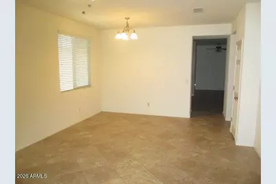 2950 E Glenhaven Drive, Phoenix, AZ 85048 - Photo 2