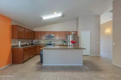 8750 W Kingman Street, Tolleson, AZ 85353 - Photo 6