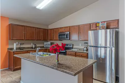 8750 W Kingman Street, Tolleson, AZ 85353 - Photo 8