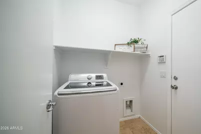 10058 E Kilarea Avenue, Mesa, AZ 85209 - Photo 12