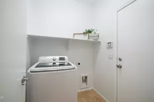 10058 E Kilarea Ave, Mesa, AZ 85209 - Photo 12