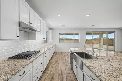 8639 N 176th Lane, Waddell, AZ 85355 - Photo 16