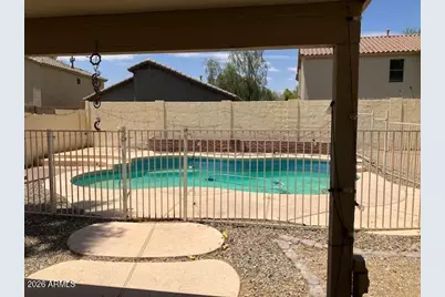 16042 W Latham Street, Goodyear, AZ 85338 - Photo 2