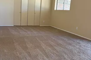 9920 N 97th Dr, Peoria, AZ 85345 - Photo 10
