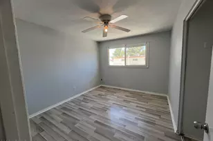 4745 W Northern Ave, Glendale, AZ 85301 - Photo 8