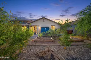 5805 N 71st Dr, Glendale, AZ 85303 - Photo 32