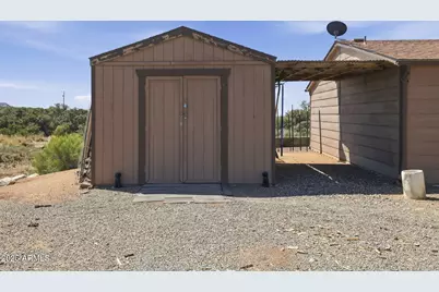 17455 E Old Cherry Road, Dewey, AZ 86327 - Photo 18