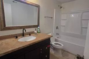 10650 N 49th Ave, Glendale, AZ 85304 - Photo 32