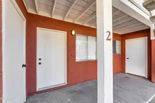 2726 E Beck Ln, Phoenix, AZ 85032 - Photo 10