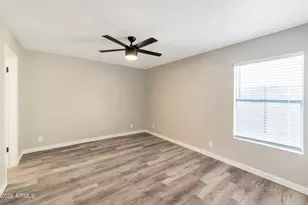 2726 E Beck Ln, Phoenix, AZ 85032 - Photo 8