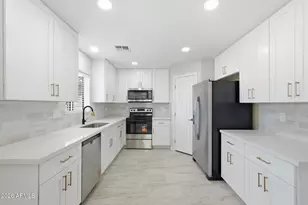38550 N La Grange Ln, San Tan Valley, AZ 85140 - Photo 6