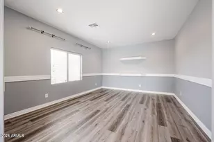 10863 W Washington St, Avondale, AZ 85323 - Photo 12