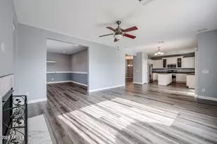 10863 W Washington St, Avondale, AZ 85323 - Photo 10