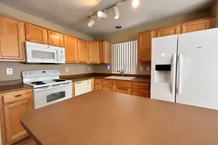 2109 N 109th Ave, Avondale, AZ 85392 - Photo 6