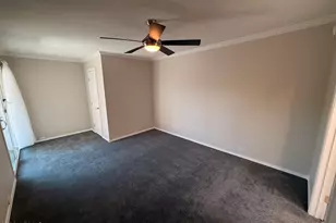 3243 N 38th St, Phoenix, AZ 85018 - Photo 12