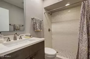 3243 N 38th St, Phoenix, AZ 85018 - Photo 16