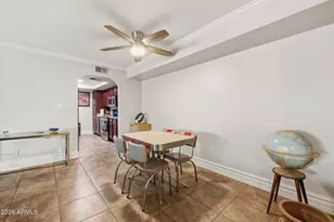 3825 E Camelback Rd, Phoenix, AZ 85018 - Photo 8