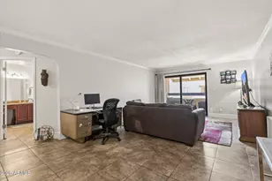 3825 E Camelback Rd, Phoenix, AZ 85018 - Photo 4