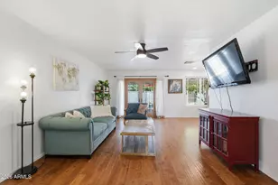 1358 E Chilton Dr, Tempe, AZ 85283 - Photo 8