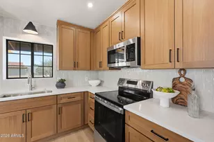 8344 N 21st Dr, Phoenix, AZ 85021 - Photo 10