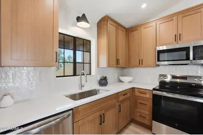 8344 N 21st Drive #I211, Phoenix, AZ 85021 - Photo 12