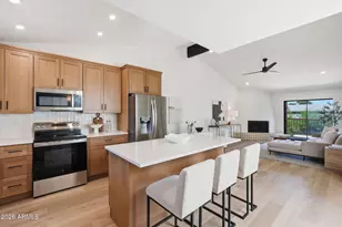8344 N 21st Dr, Phoenix, AZ 85021 - Photo 1