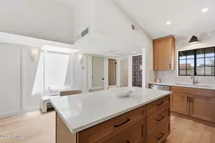 8344 N 21st Dr, Phoenix, AZ 85021 - Photo 10